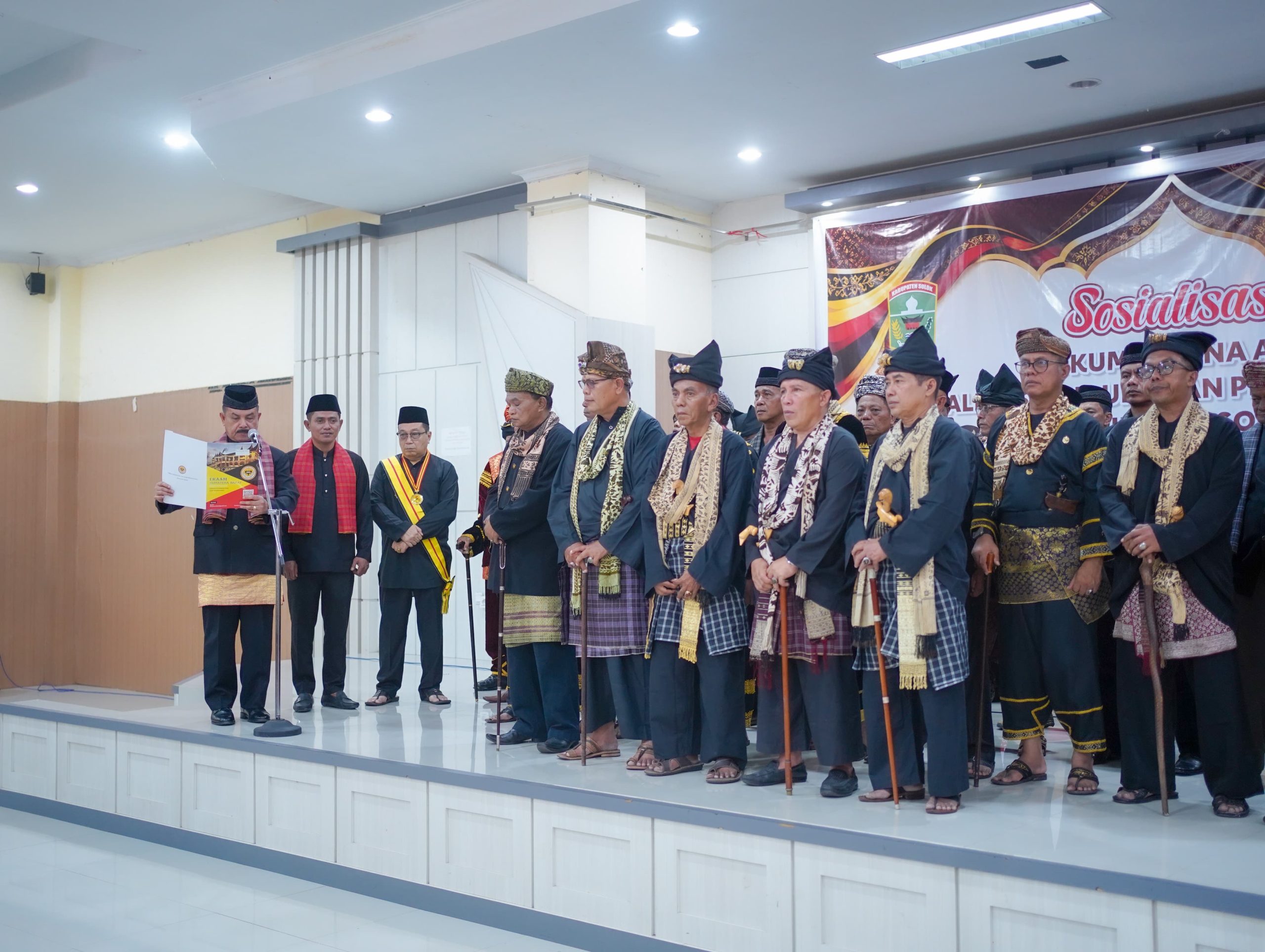 Sosialisasi Pidana Adat di Kabupaten Solok, Bupati Sebut Adat Benteng Keharmonisan Masyarakat